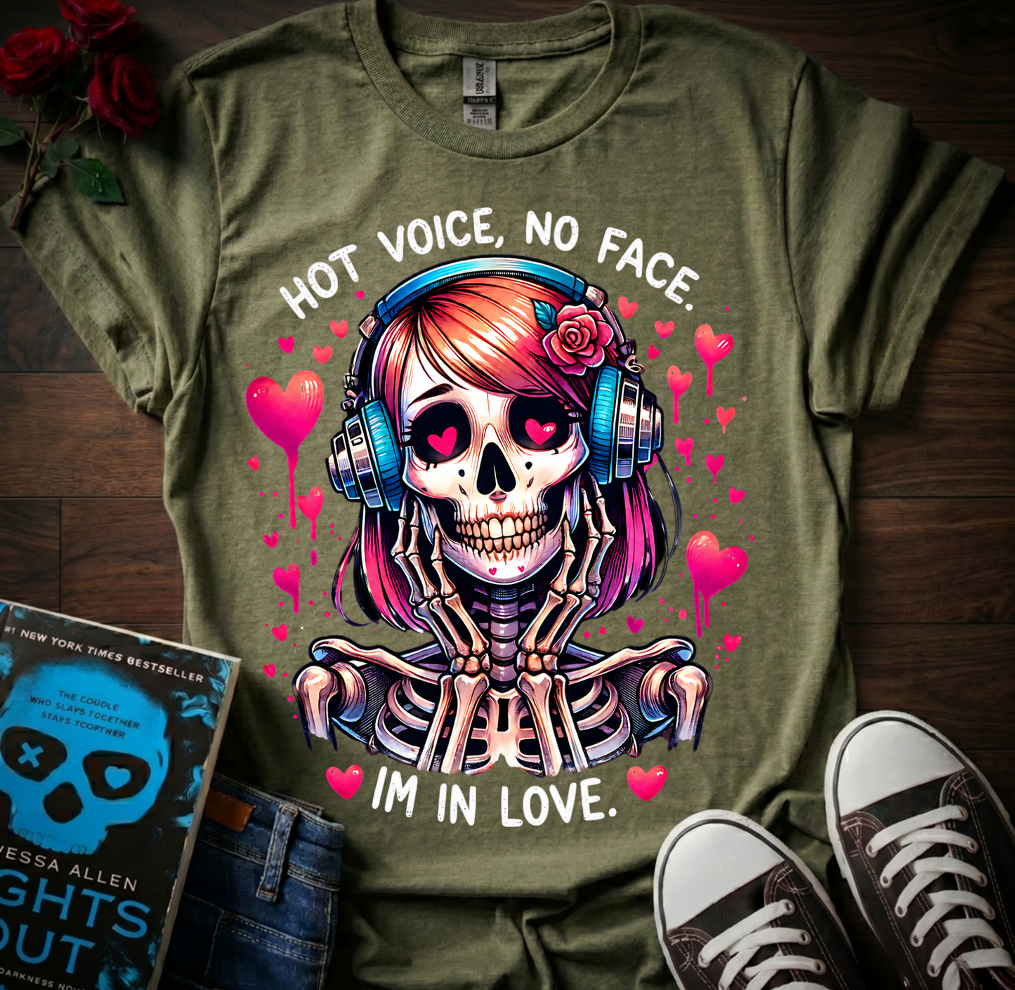 Hot Voice, No Face  T-Shirt