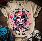 Hot Voice, No Face  T-Shirt